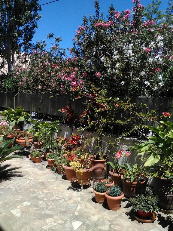 Aparthotel Iliahtides Amarynthos Exterior foto